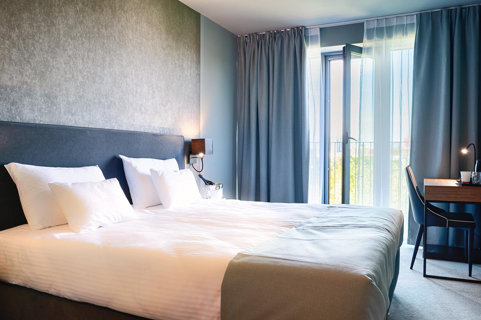 Focus Hotel Познан Екстериор снимка