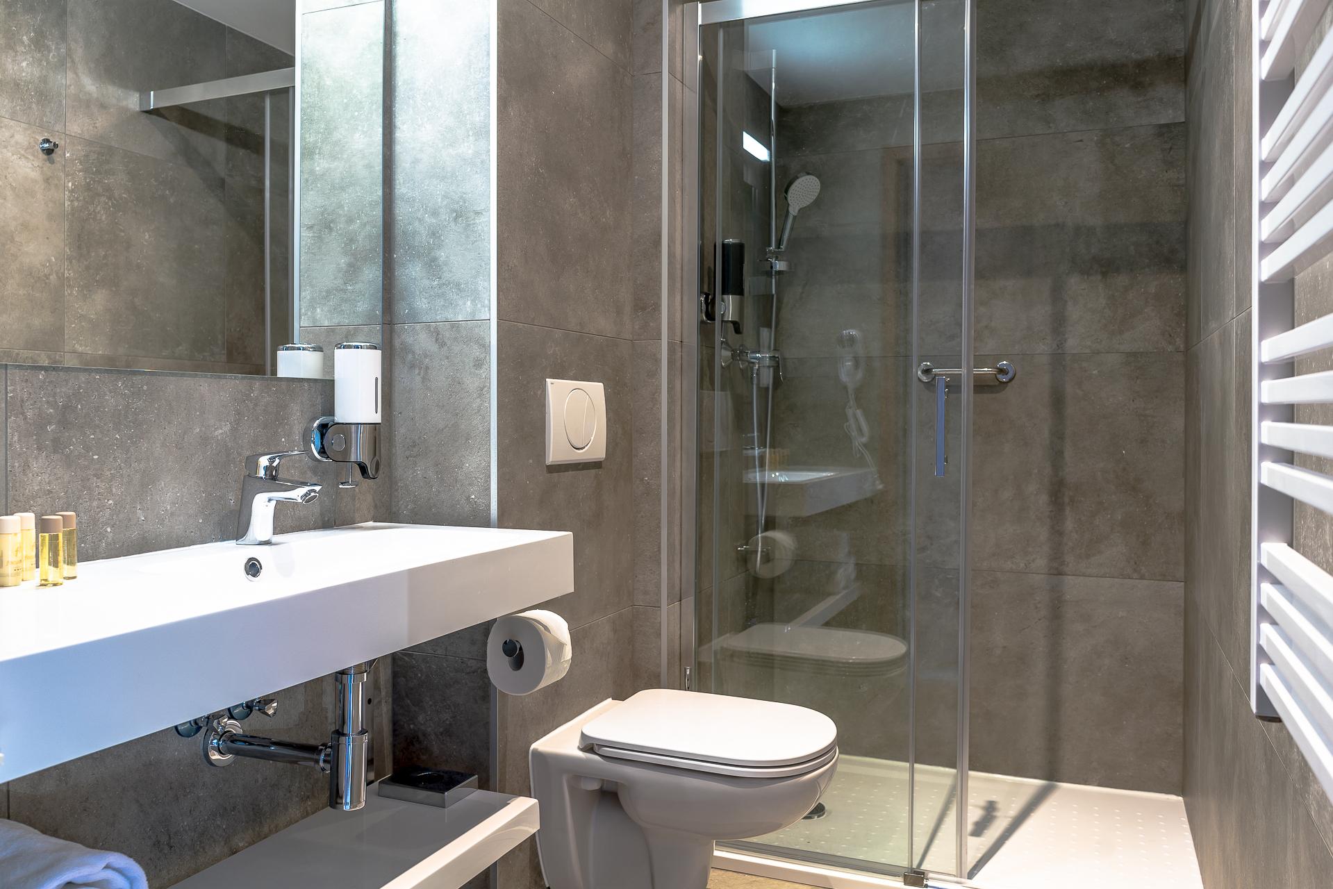 Focus Hotel Познан Екстериор снимка