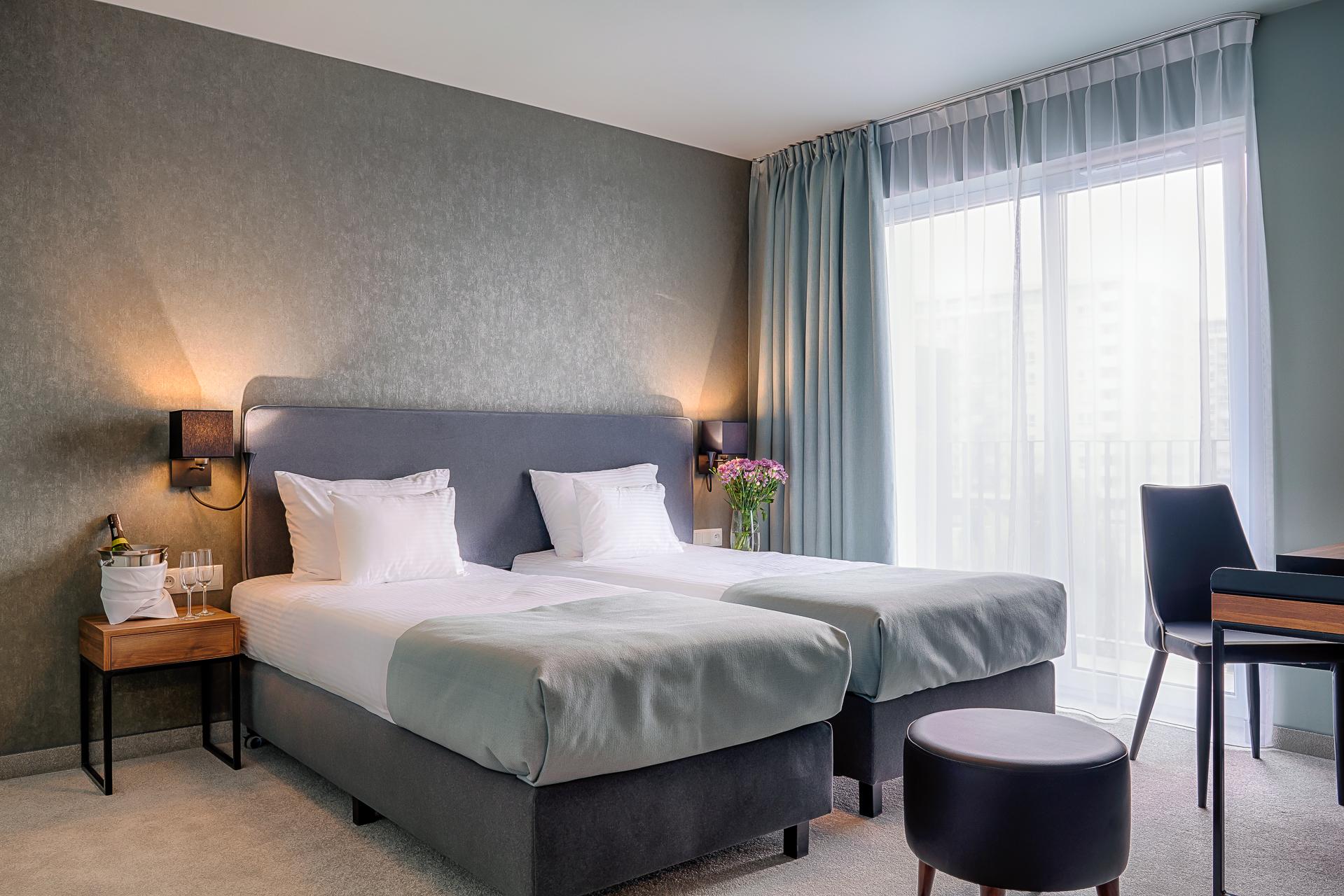 Focus Hotel Познан Екстериор снимка