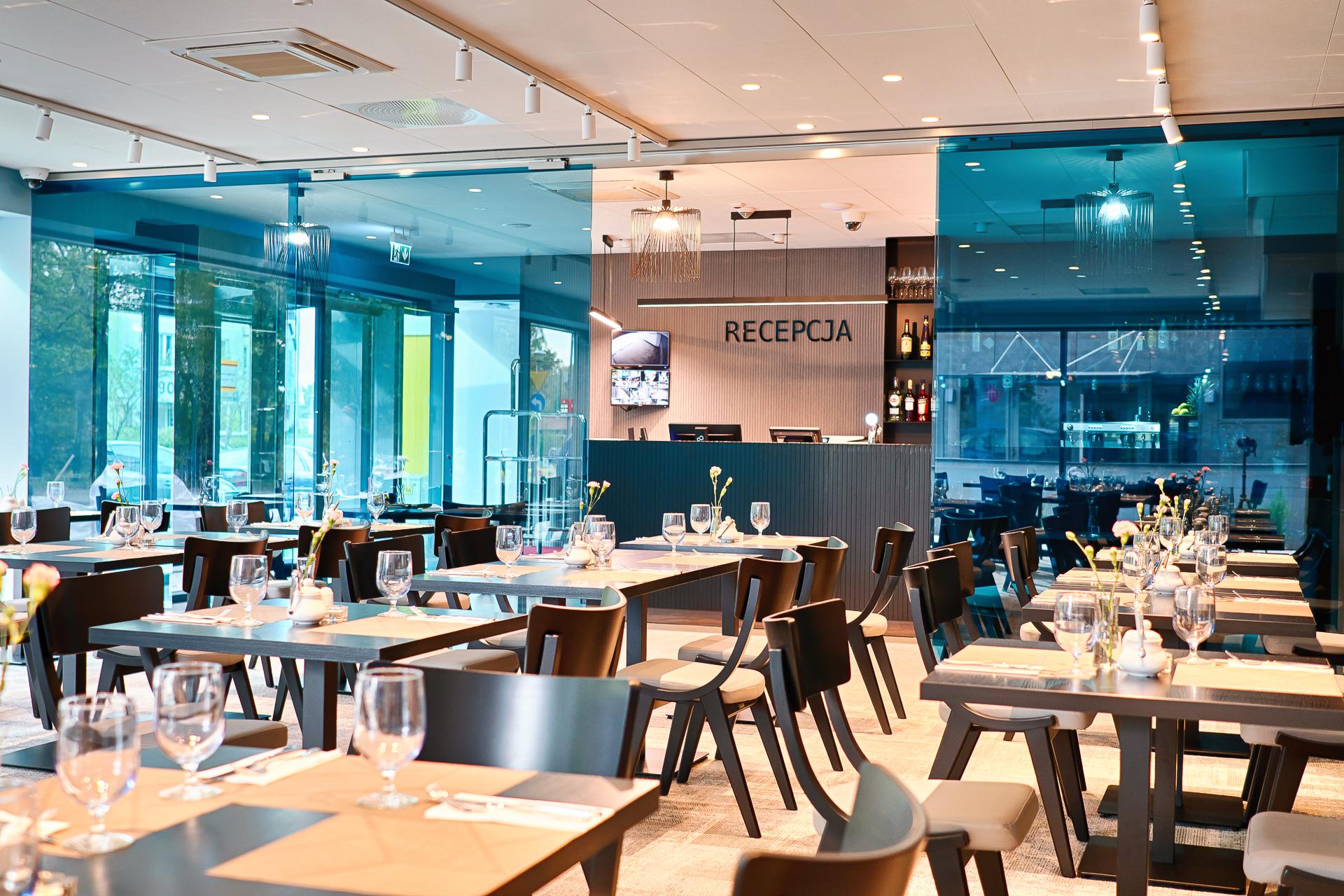 Focus Hotel Познан Екстериор снимка