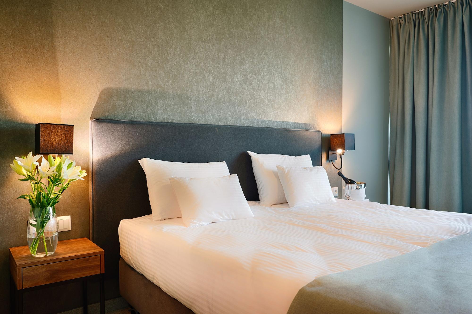 Focus Hotel Познан Екстериор снимка