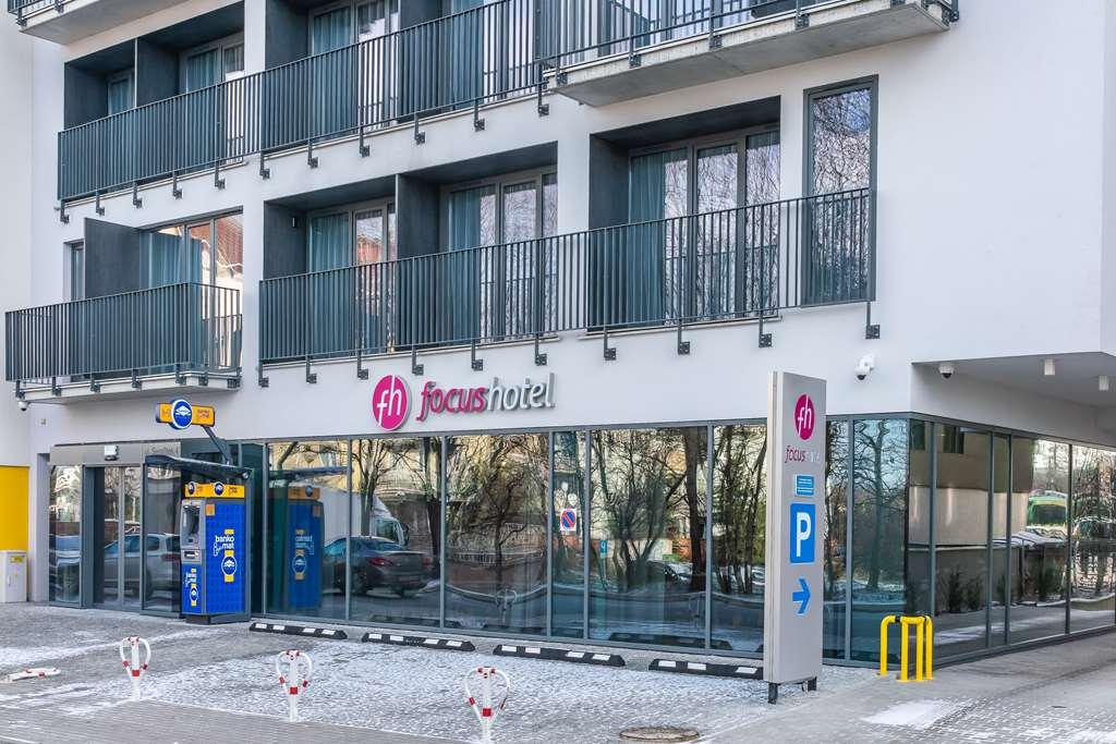 Focus Hotel Познан Екстериор снимка